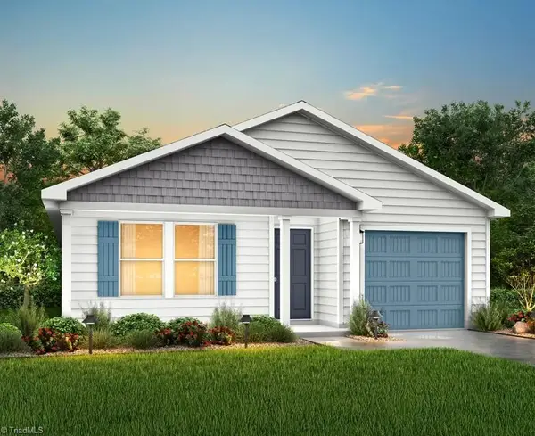 458 Regency Lane, Eden, NC 27288