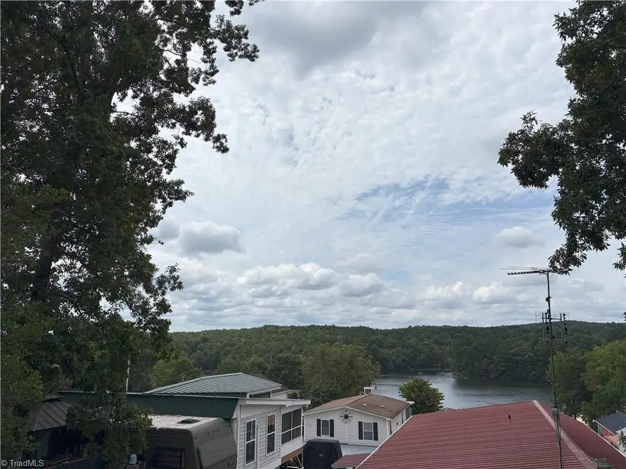 162 Dogwood Circle, New London, NC 28127 - Image #3