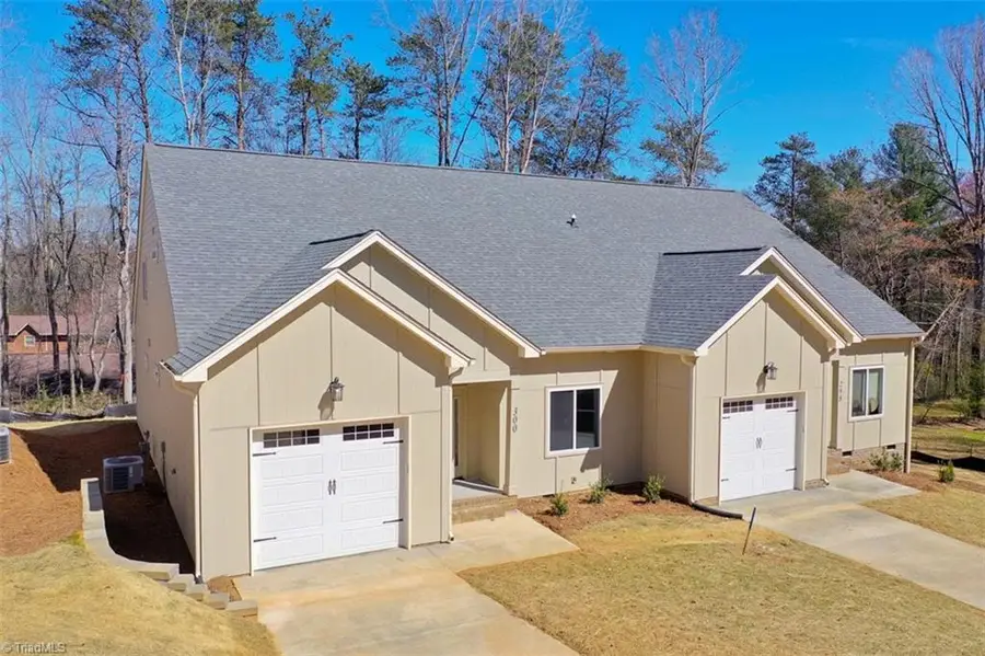 300 Lamplighter Circle, Winston Salem, NC 27104 - Image #3