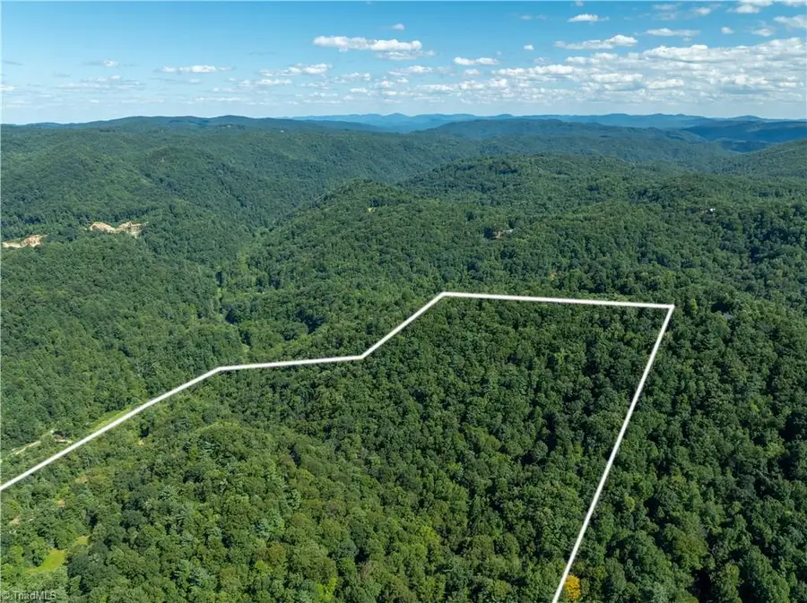5710 Elk Creek Road, Deep Gap, NC 28618 - Image #3