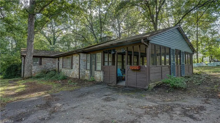 218 Westwood Drive, Kernersville, NC 27284 - Image #3