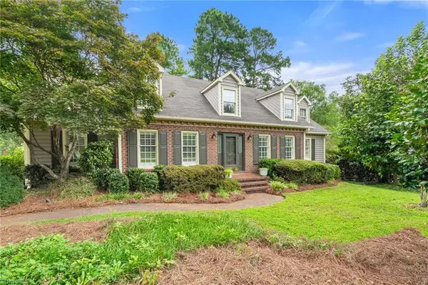 107 Brookberry Drive, Jamestown, NC 27282