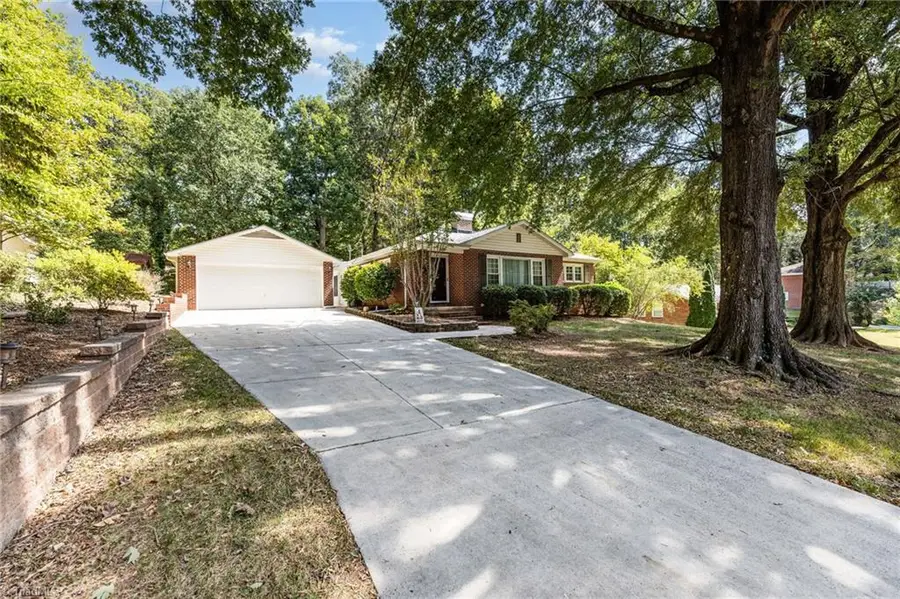 816 Elm Street, Eden, NC 27288 - Image #2