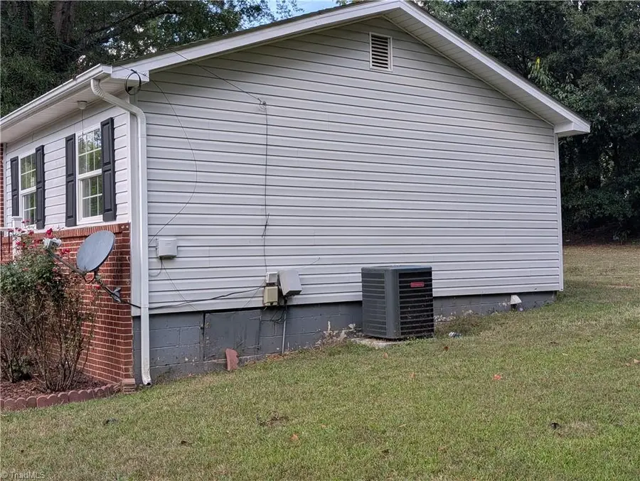 1113 Willow Street, Eden, NC 27288 - Image #3