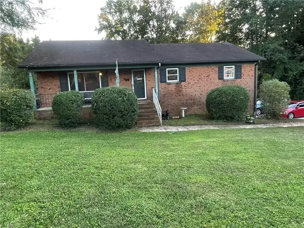 607 W Academy Street, Randleman, NC 27317
