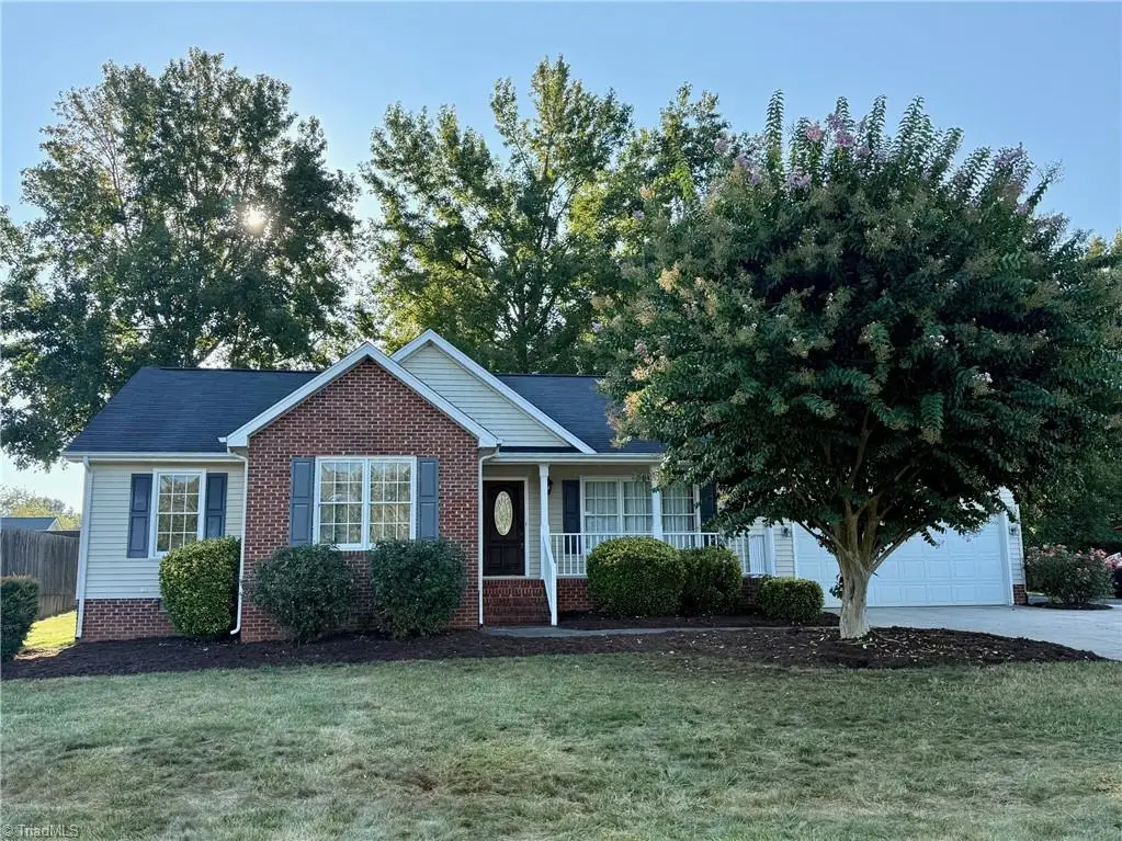 355 Tanglebrook Trail, Eden, NC 27288 - Image #1