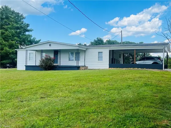 115 Stout Lane, Pilot Mountain, NC 27041