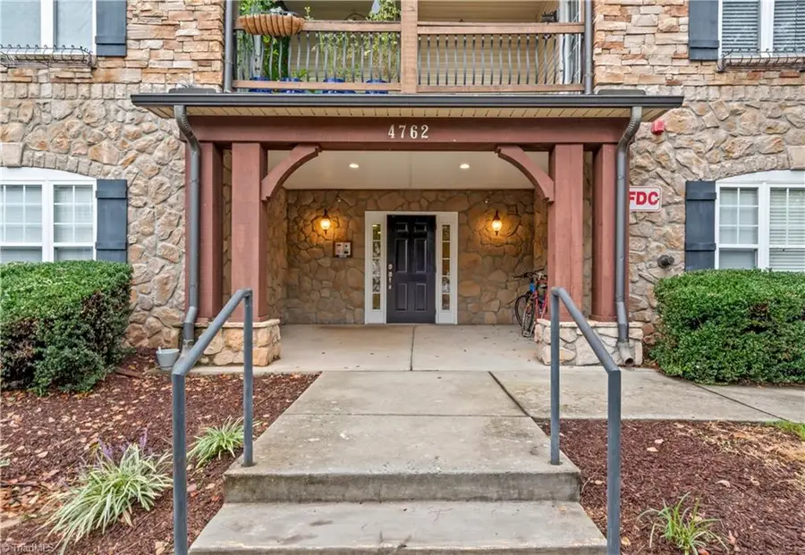 4762 Tatton Park Circle #3D, Winston Salem, NC 27103 - Image #2