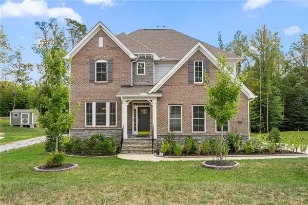 8867 Bakersfield Drive, Kernersville, NC 27284