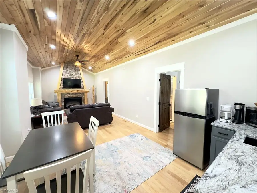 440 Old Railroad Grade Road, Thurmond, NC 28683 - Image #2