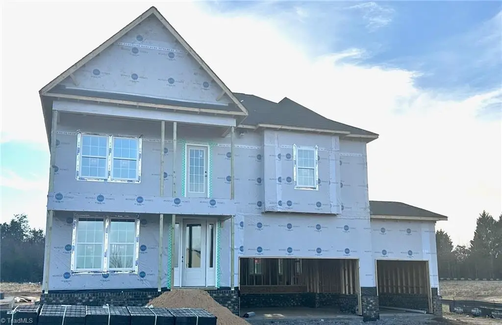 8601 Lemur Lane, Summerfield, NC 27358 - Image #1