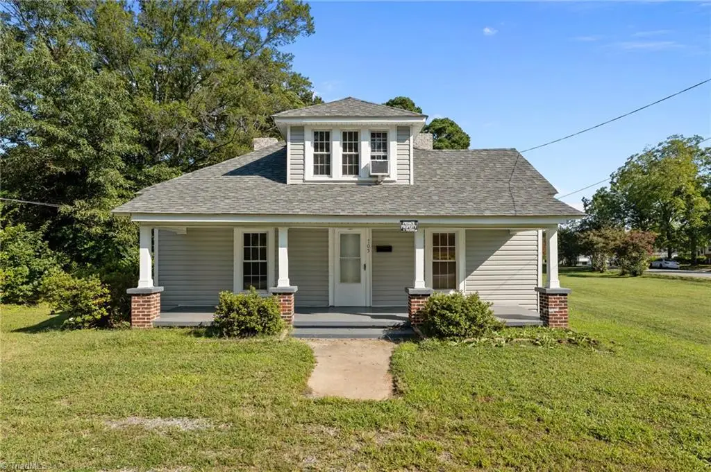 705 Durham Street, Burlington, NC 27217 - Image #1