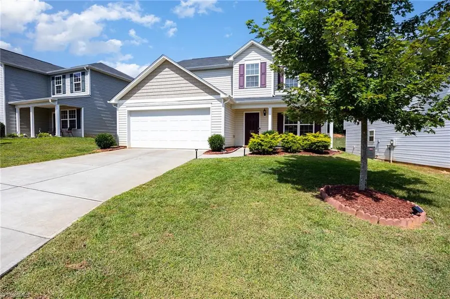 4111 Vershire Avenue, Greensboro, NC 27406 - Image #2