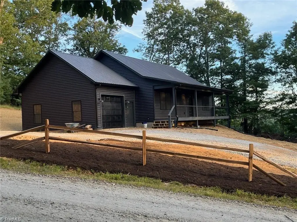 64 Lonesome Oak Drive, Ennice, NC 28623 - Image #1