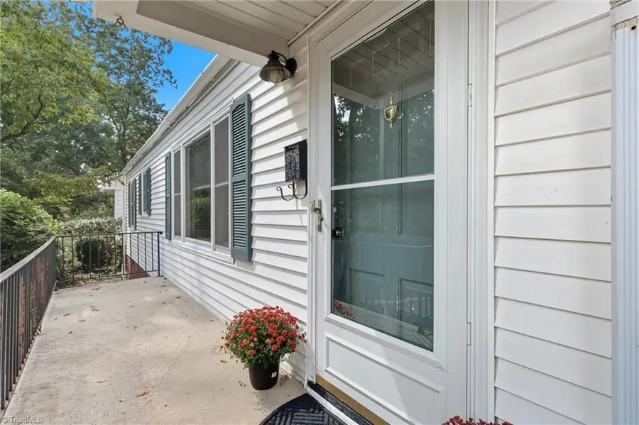 526 Ashland Drive, Greensboro, NC 27403 - Image #2