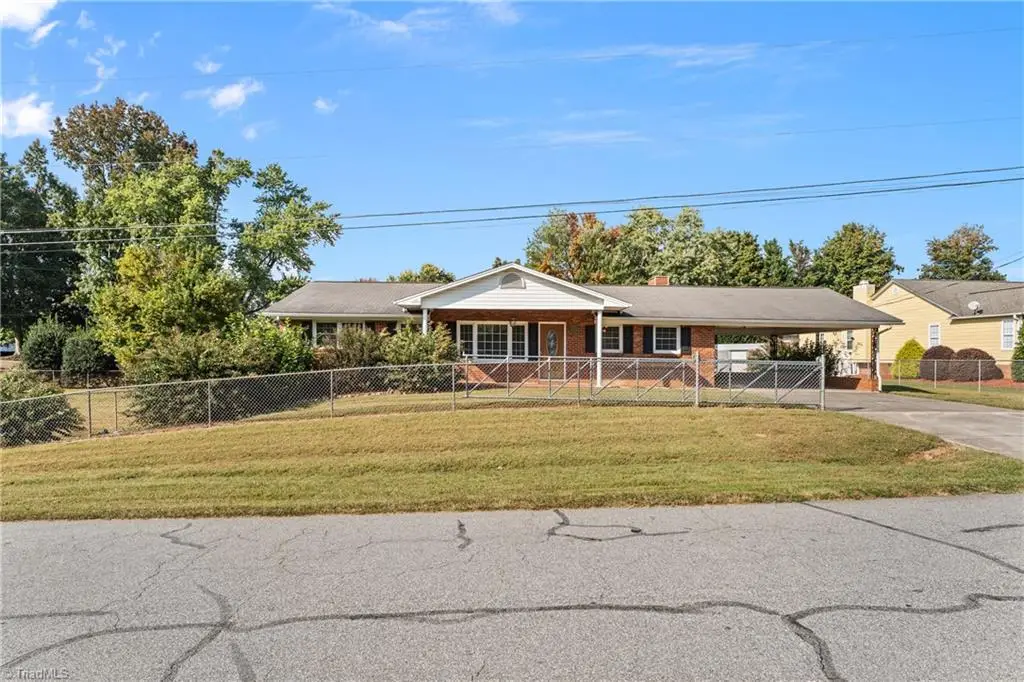 803 Kensal Green Drive, Kernersville, NC 27284 - Image #1