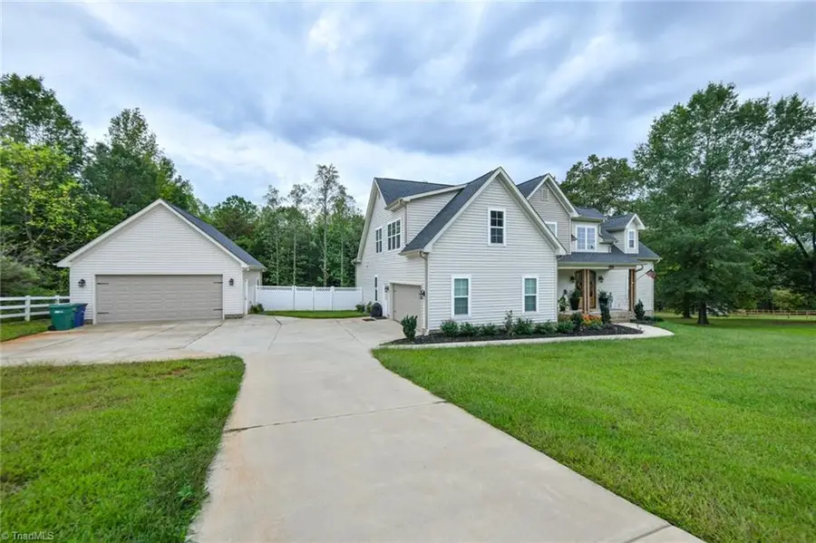 3437 Country Lane, Reidsville, NC 27320 - Image #3