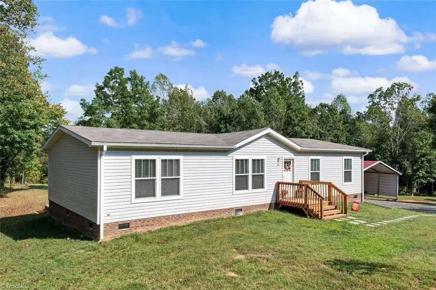 221 Cart Drive, Reidsville, NC 27320 - Image #2