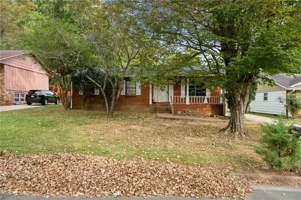 1617 Benbow Street, Winston-Salem, NC 27106