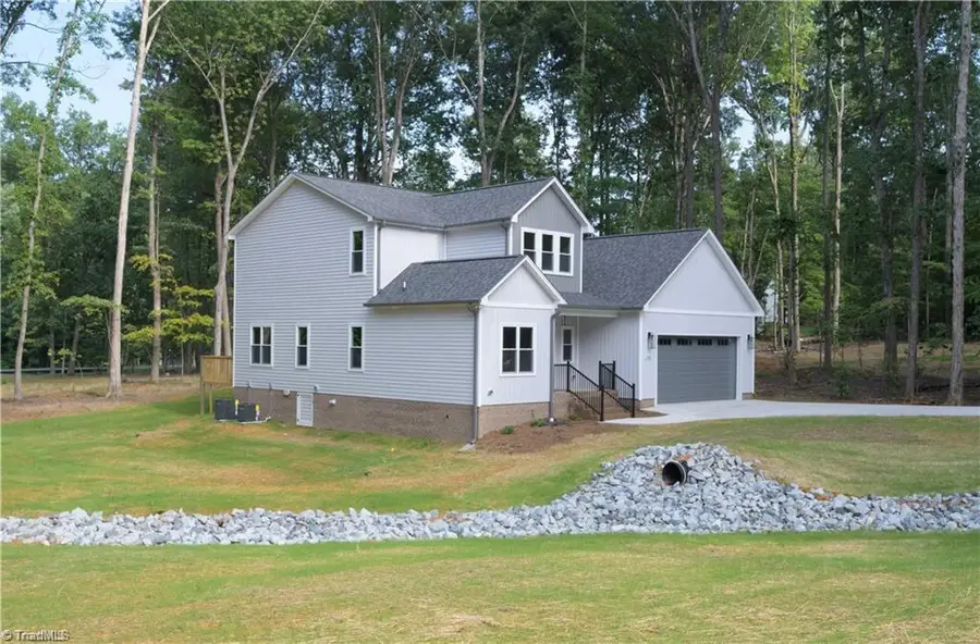 540 N Timberlea Street, Liberty, NC 27298 - Image #2