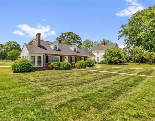 318 S Fayetteville Street, Liberty, NC 27298