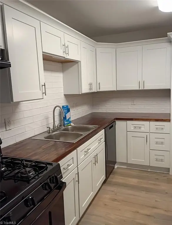 2821 Bleeker Square #c, Winston Salem, NC 27106 - Image #1