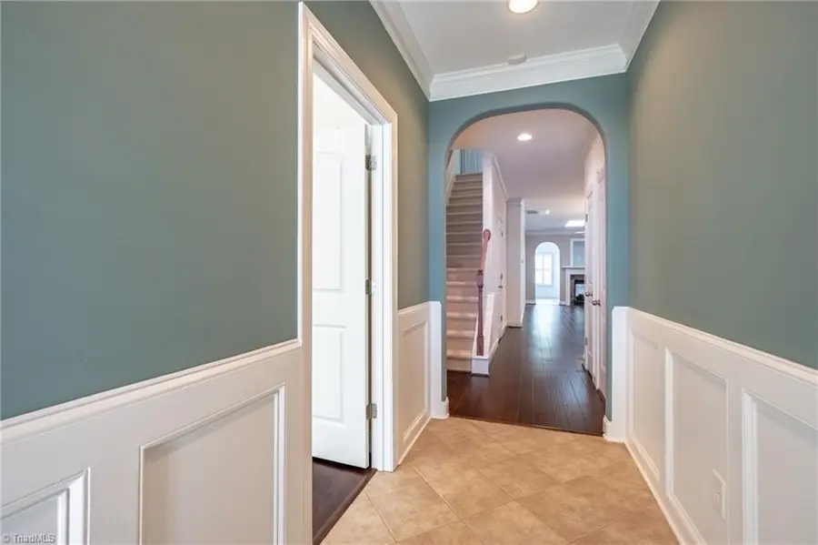 1483 Neville Gardens Lane, Winston Salem, NC 27103 - Image #3