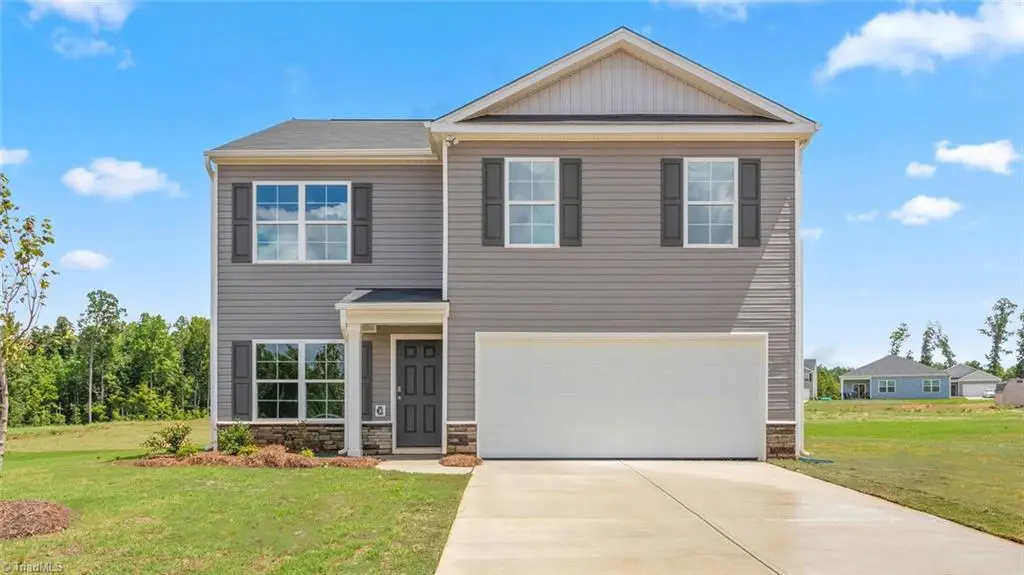 405 White Spruce Court, Thomasville, NC 27360 - Image #1
