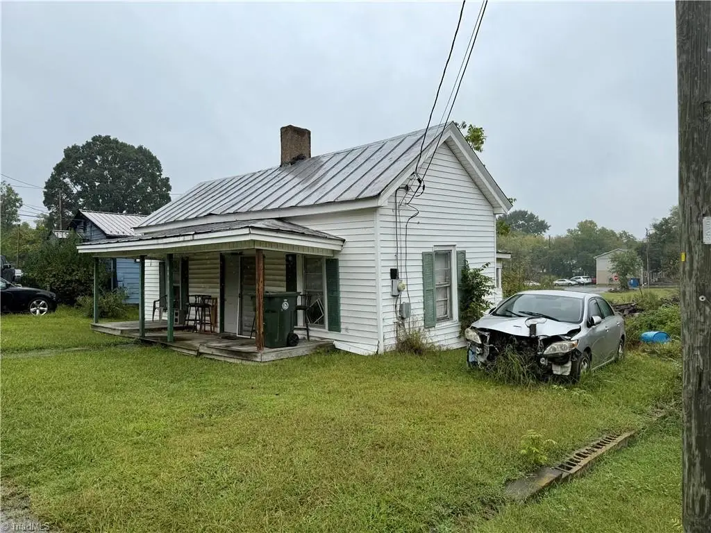 129 Jewel Street, Thomasville, NC 27360 - Image #1