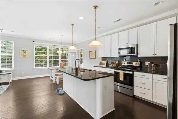 1416 Farm Ridge Road, Kernersville, NC 27284