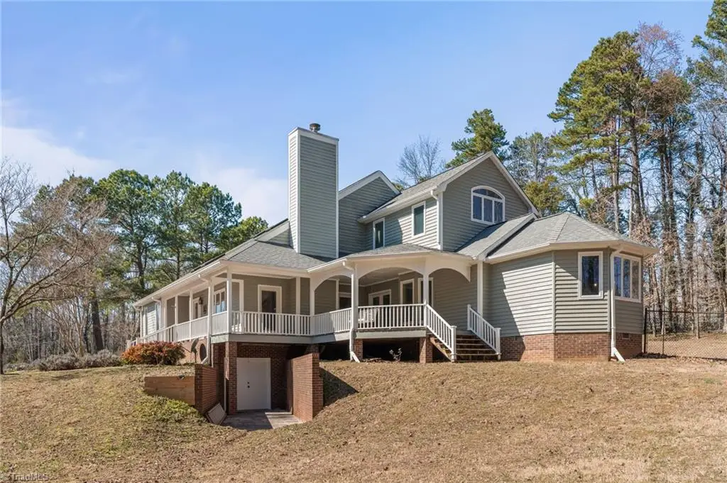 9204 Nc Highway 109, Wallburg, NC 27107 - Image #1