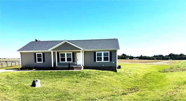 197 Burleson Point, Woodleaf, NC 27054