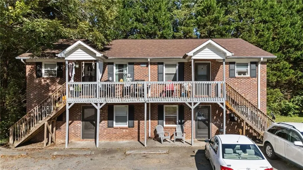 2551 Green Oaks Court, Winston Salem, NC 27107 - Image #1