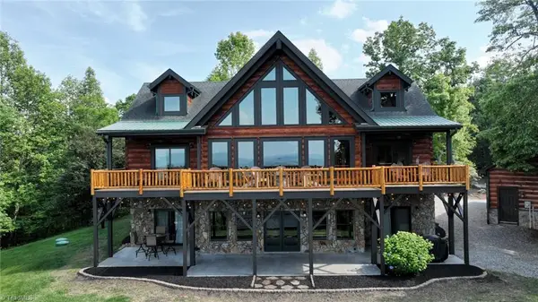 650 Sweetwater Road, Boomer, NC 28606