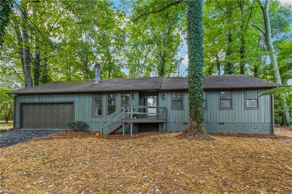 6900 Harpervalley Lane, Clemmons, NC 27012