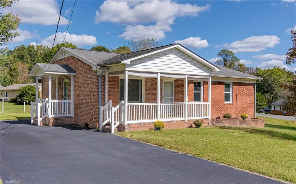 4895 Westray Lane, Walkertown, NC 27051 - Image #1