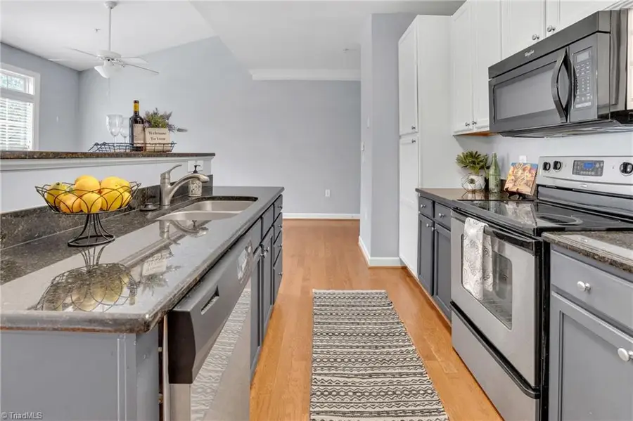 100 Sunset Circle #304, Greensboro, NC 27408 - Image #2