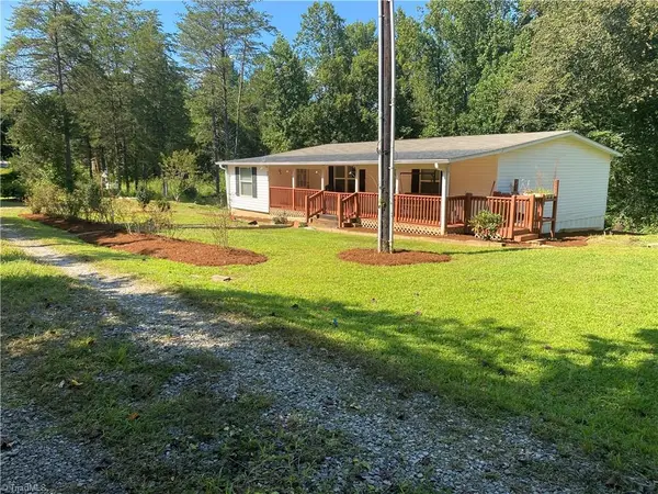 263 Ward Street, Roaring River, NC 28669