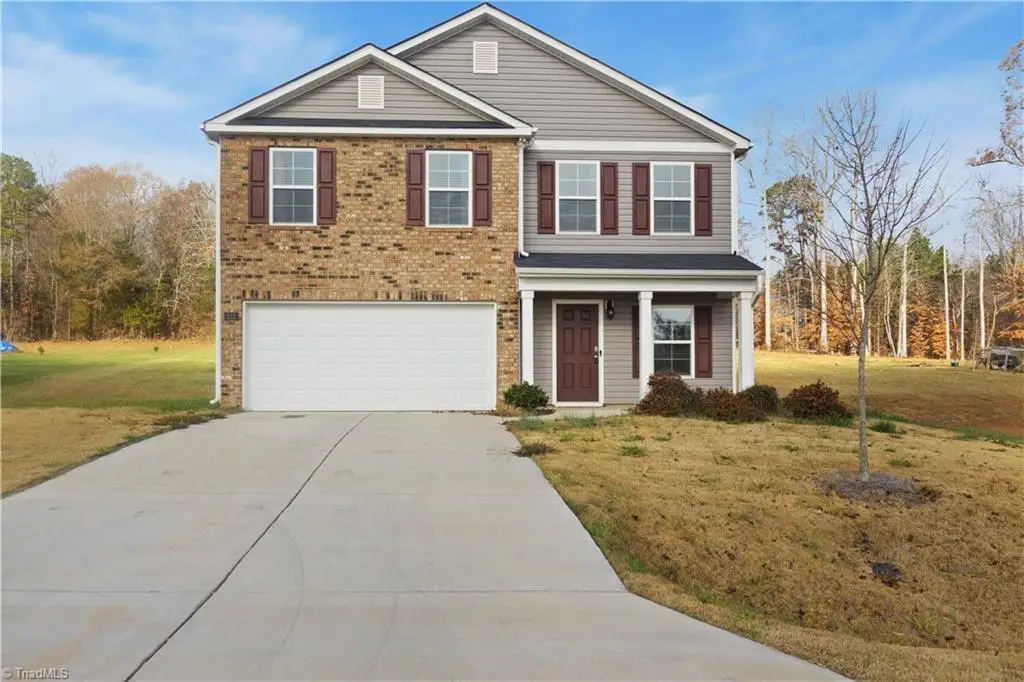 215 Lily's Place, Lexington, NC 27292 - Image #1