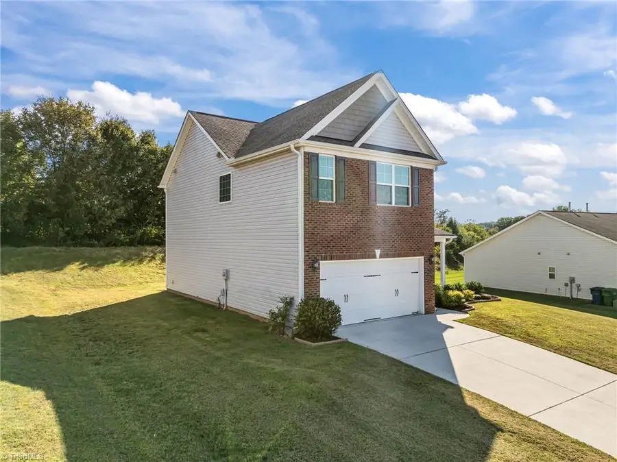 514 Alamanni Court, Graham, NC 27253 - Image #2