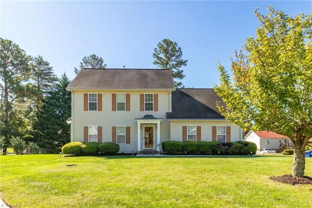 400 Torey Pines Court, Winston Salem, NC 27105 - Image #1