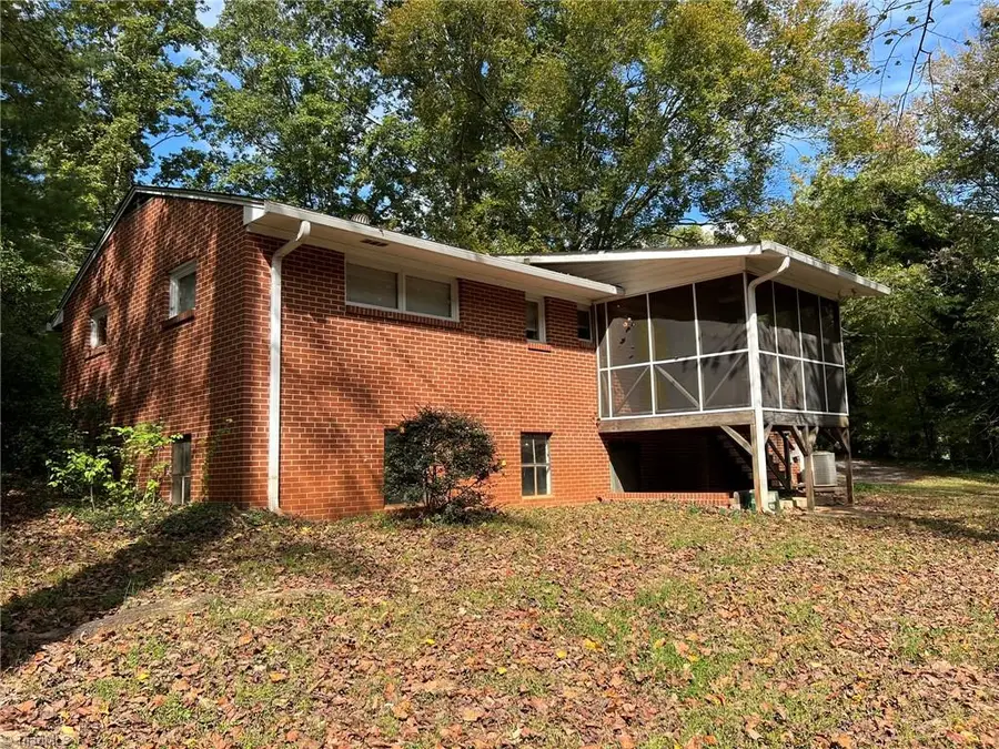 3780 Sandalwood Lane, Winston Salem, NC 27106 - Image #3