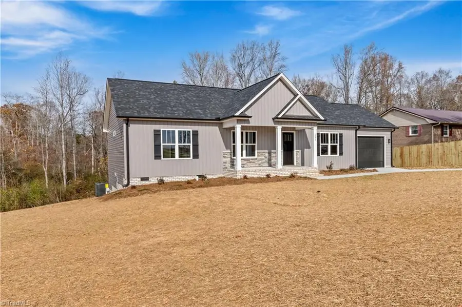 285 Stonybrook Drive, Lexington, NC 27295 - Image #3
