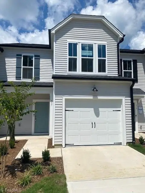 937 Poets Walk Road, Whitsett, NC 27377