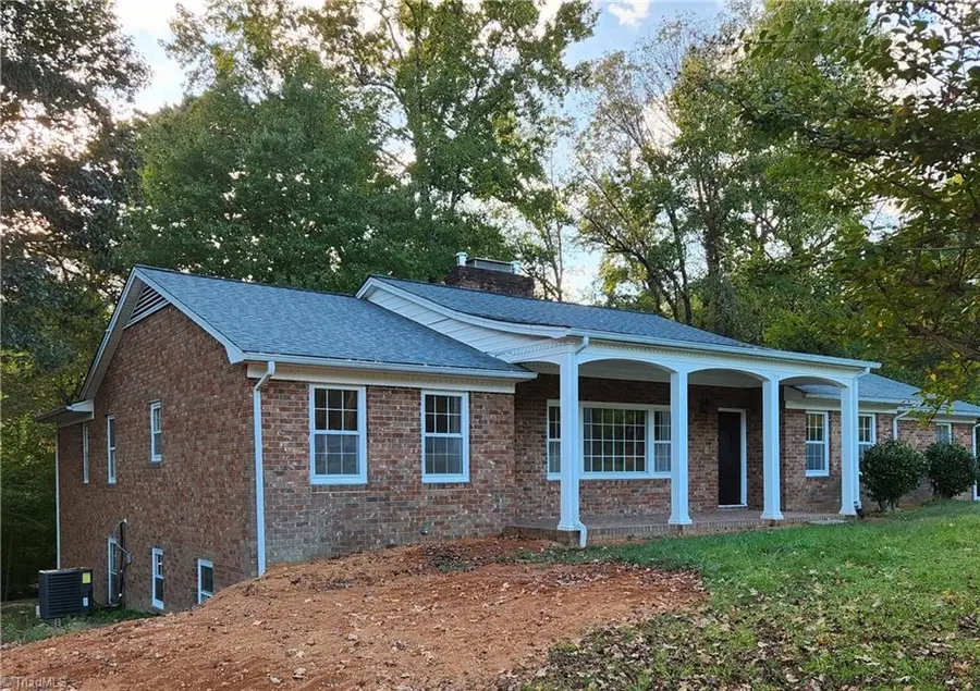 246 Merry Hills Drive, Thomasville Township, NC 27262 - Image #2