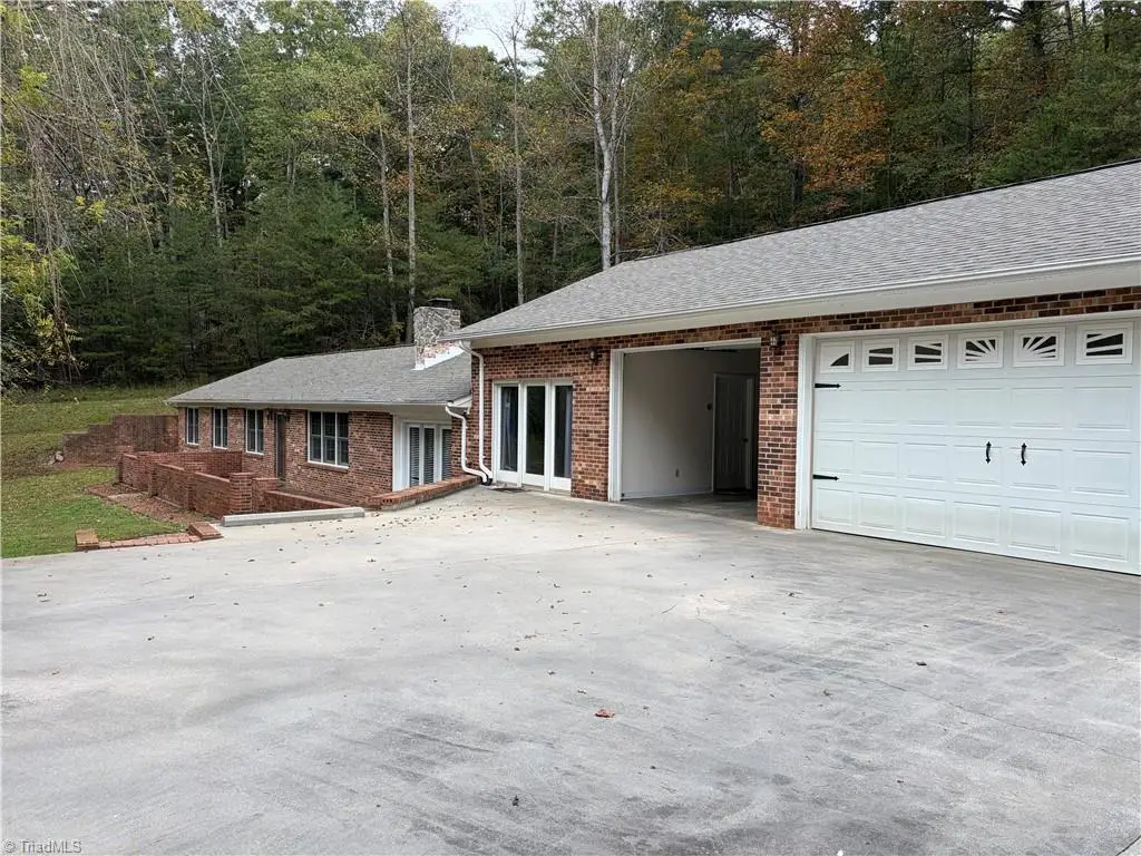 8244 N Nc Highway 16, Millers Creek, NC 28651 - Image #1