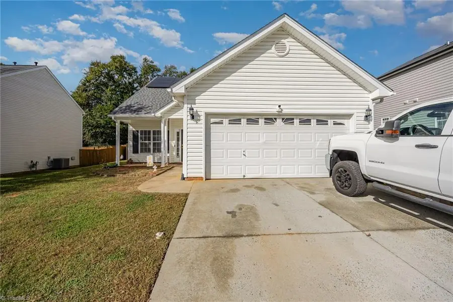 172 Dunbarton Court, Winston Salem, NC 27107 - Image #2