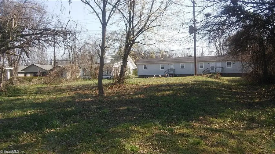 106 Carolina Avenue, Thomasville, NC 27360 - Image #2