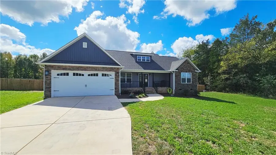 167 Parks Meadows Drive, Lexington, NC 27292 - Image #2