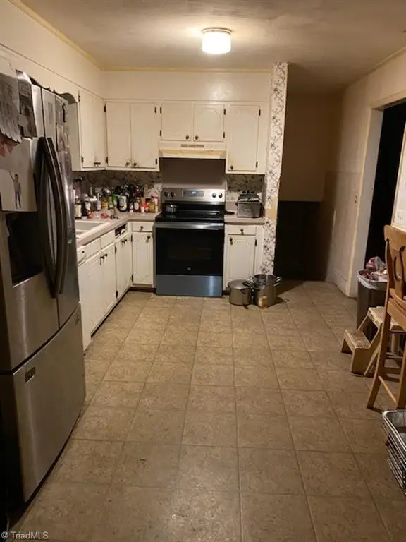 123 Old Brintle Street, Mount Airy, NC 27030 - Image #3